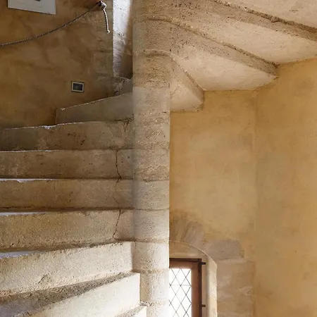 Chateau Sleeps 40 Pool Wifi Thouarce