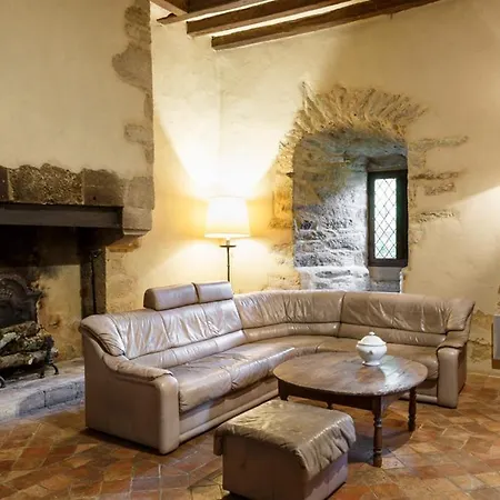 Country house Chateau Sleeps 40 Pool Wifi