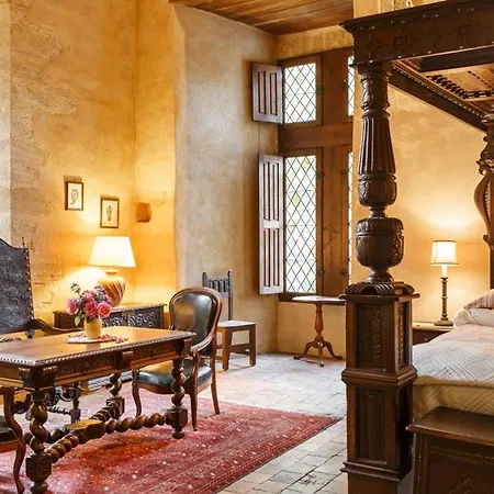 Chateau Sleeps 40 Pool Wifi Séjour à la campagne